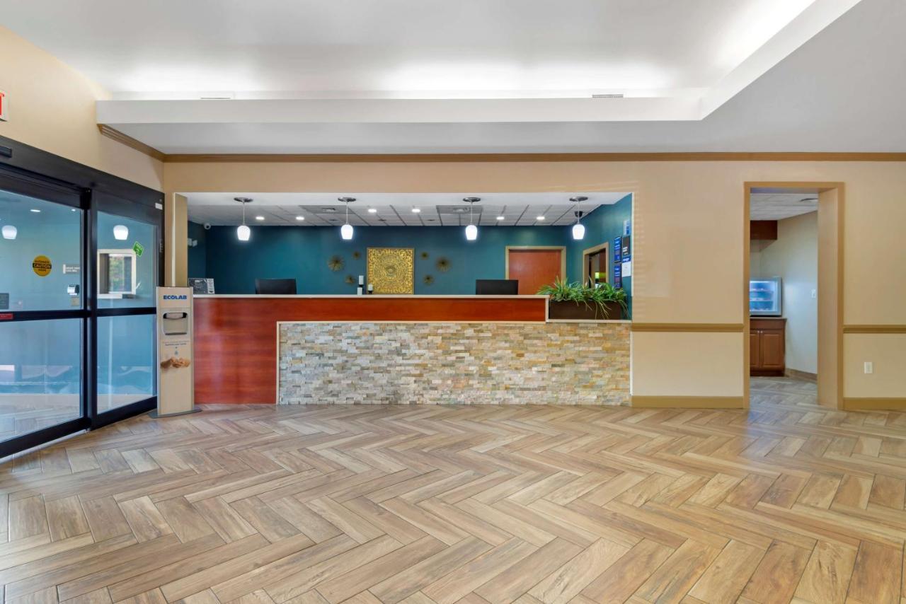 Best Western Plus Suites Greenville Exterior foto