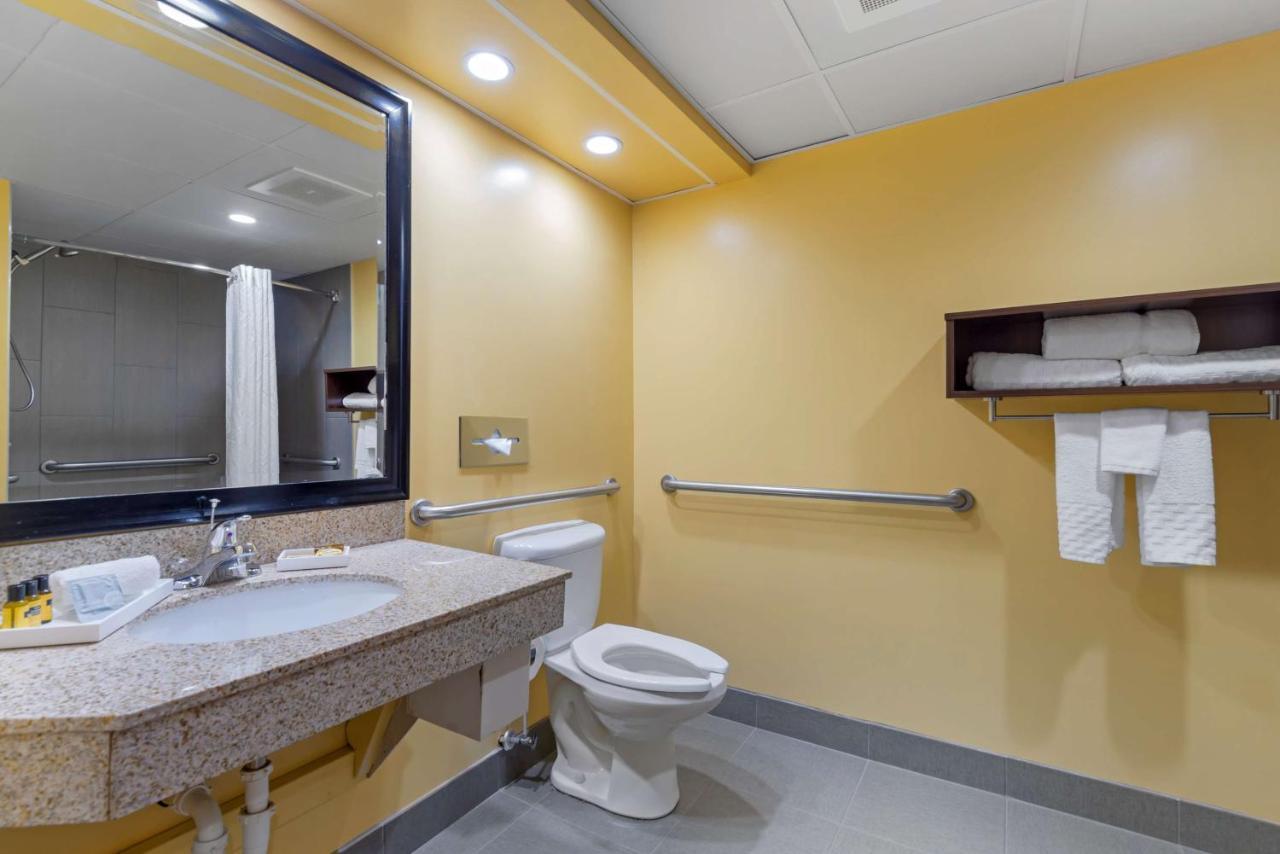 Best Western Plus Suites Greenville Exterior foto