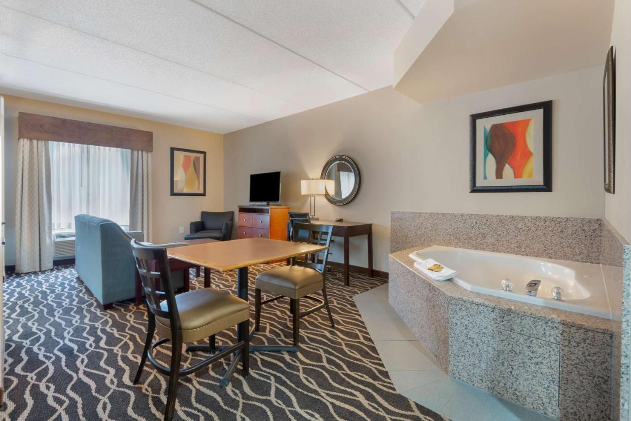 Best Western Plus Suites Greenville Exterior foto