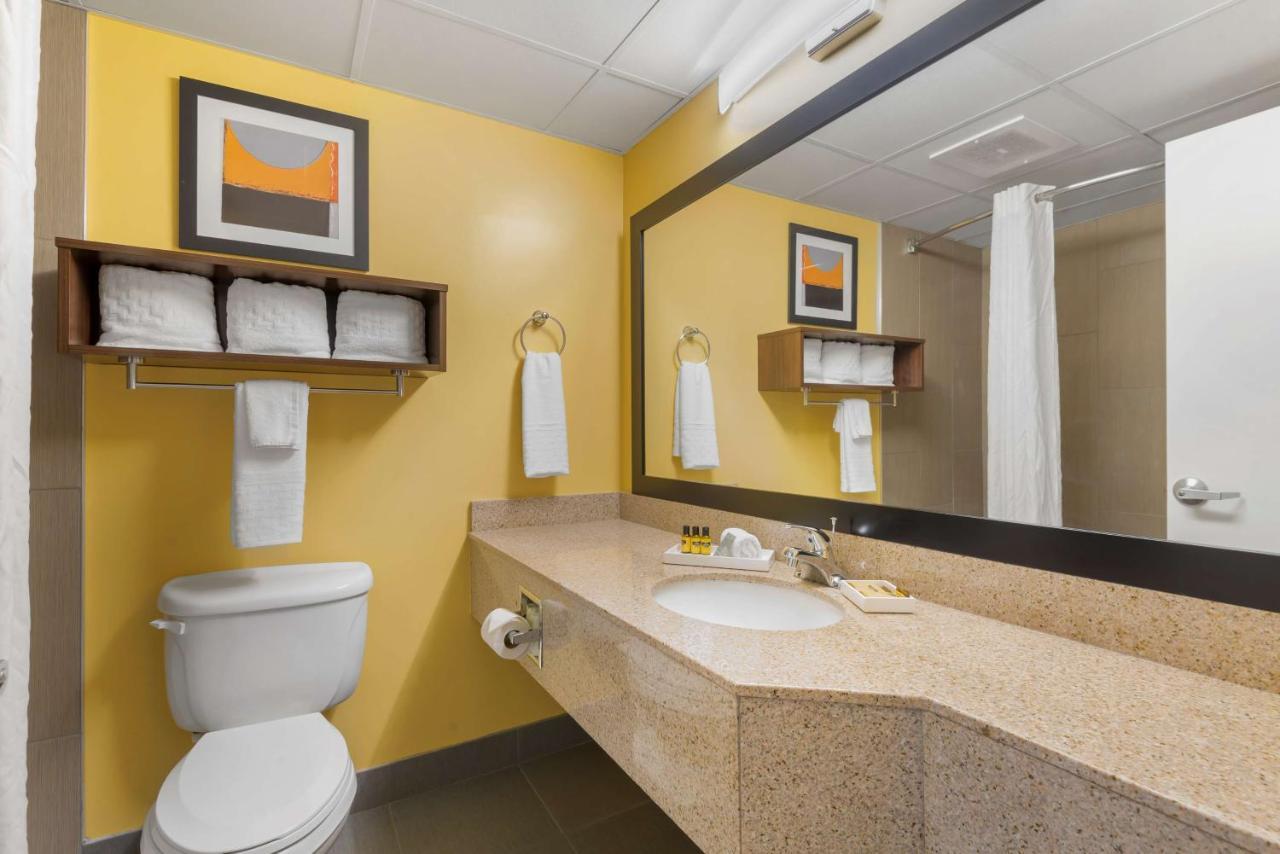 Best Western Plus Suites Greenville Exterior foto