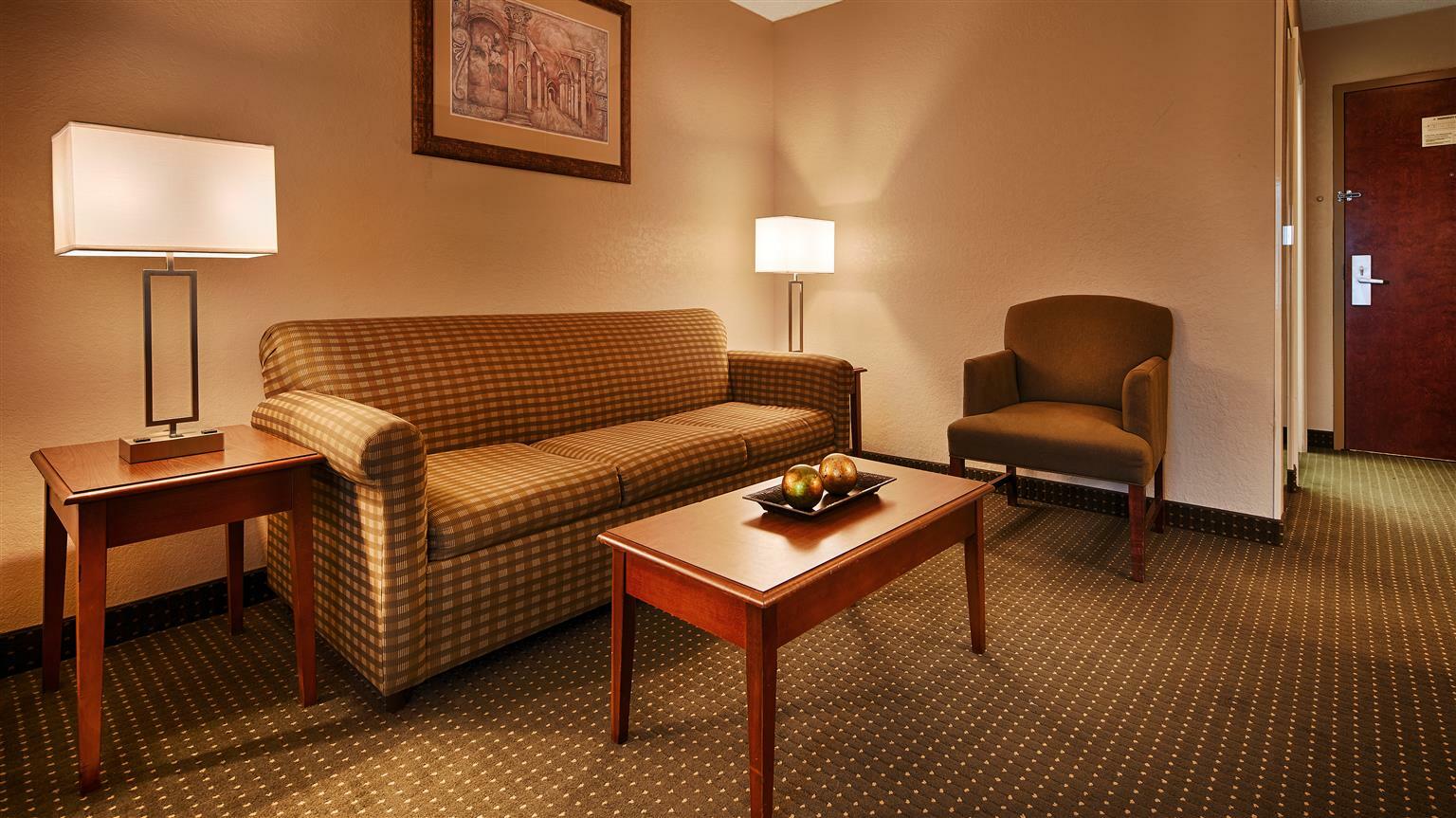 Best Western Plus Suites Greenville Exterior foto